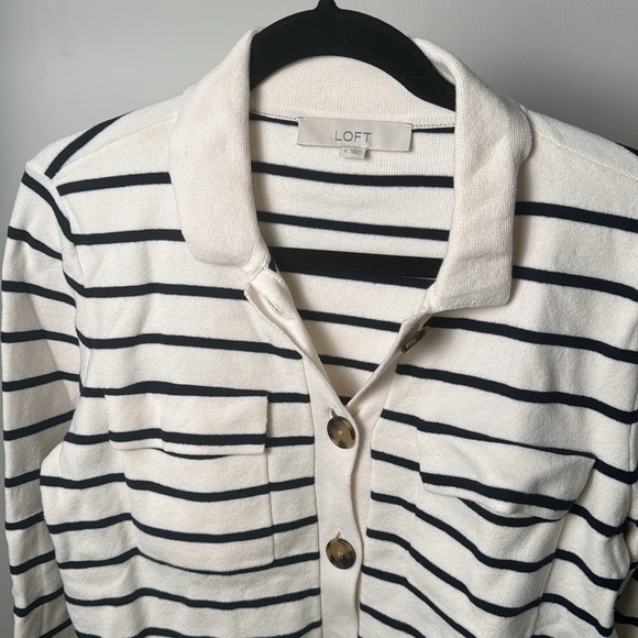 Loft Navy and White Collared Button Down Preppy Sweater Jacket Size Small - Picture 3 of 7